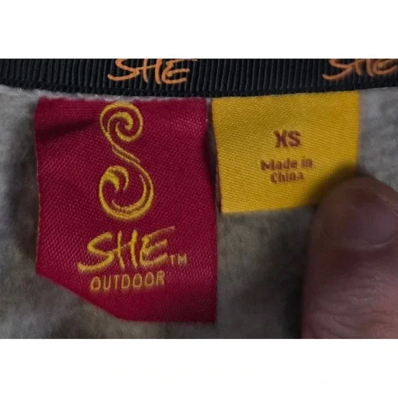 She Outdoor Womens Camo Fleece Hunting Jacket Full Zip Realtree Style Size XS - Picture 4 of 12